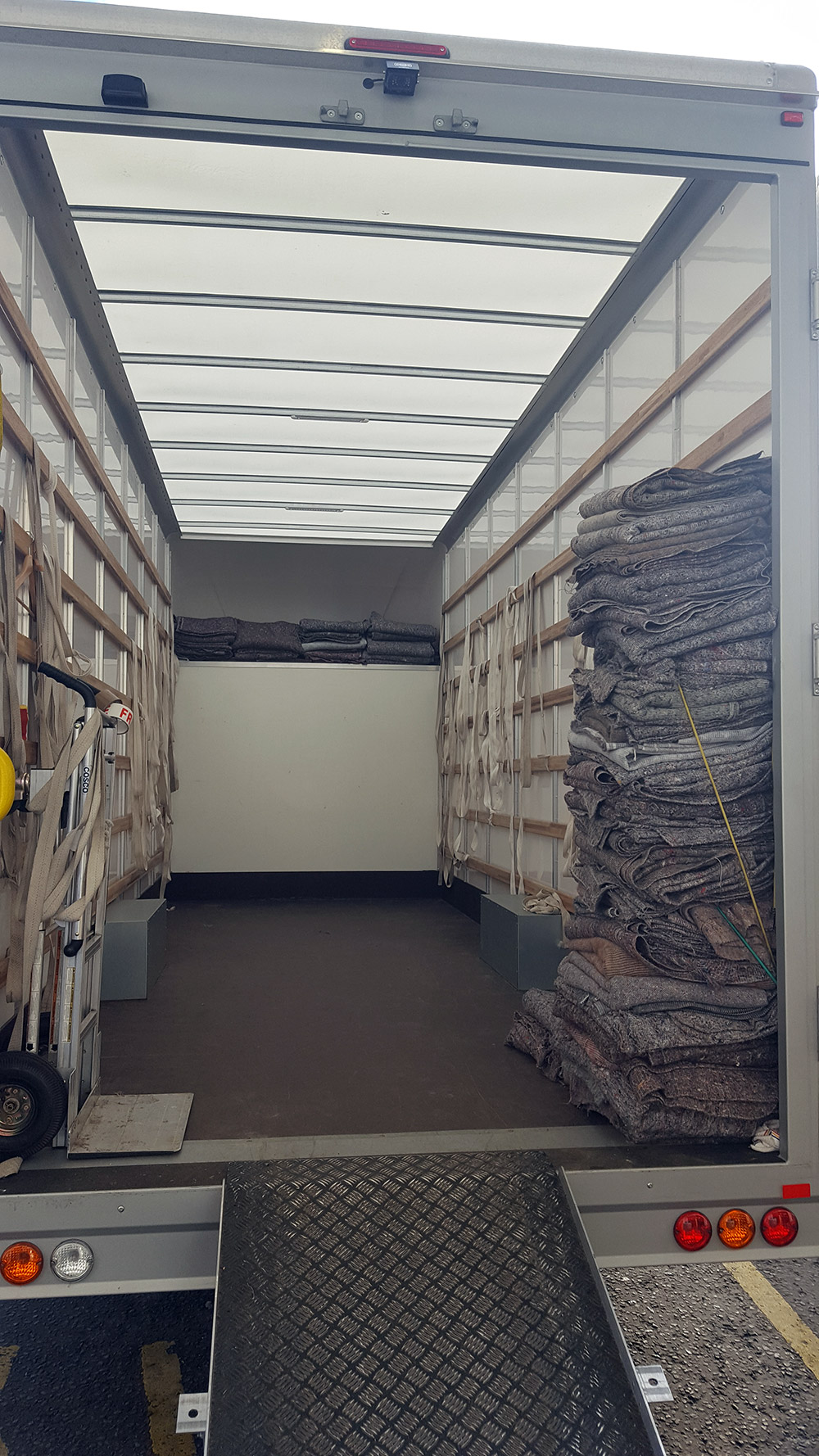 Edinburgh Ideal Removals Van Interior Edinburgh Ideal Removals Van Interior